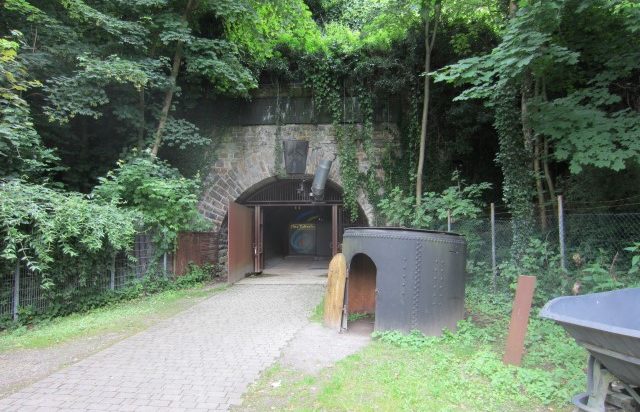 Zeittunnel in Wülfrath 1