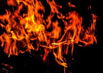 Mystic Fires / Rubyfire Elektrokamin Test
